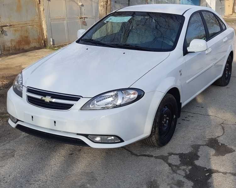 Янги ок ранг Lacetti Style plus CNG 2023 йил. Заводской газ-метан.