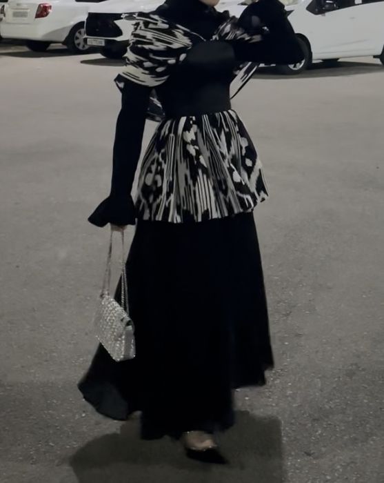 Vecherniy köylak, korsetli