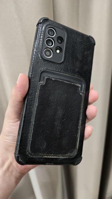 Samsung A52 смартфон