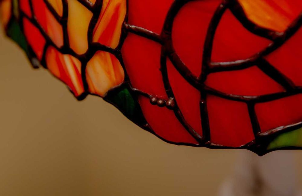 Lampa Vitralii Tiffany Concept Lucrata manual