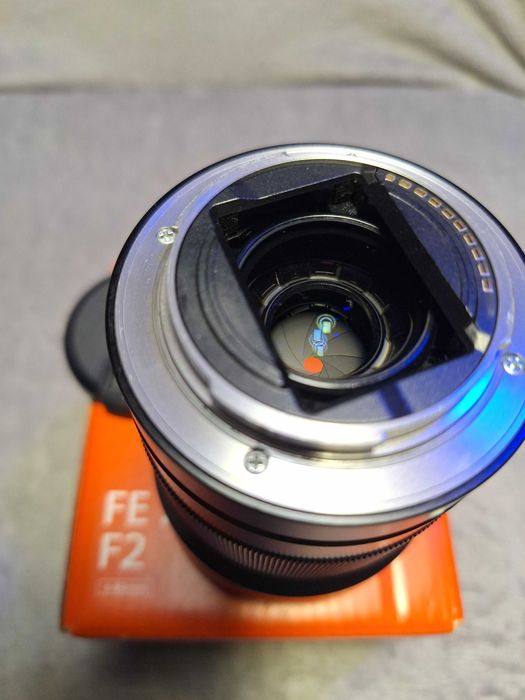 Sony FE 28mm F2 Montura Sony E
