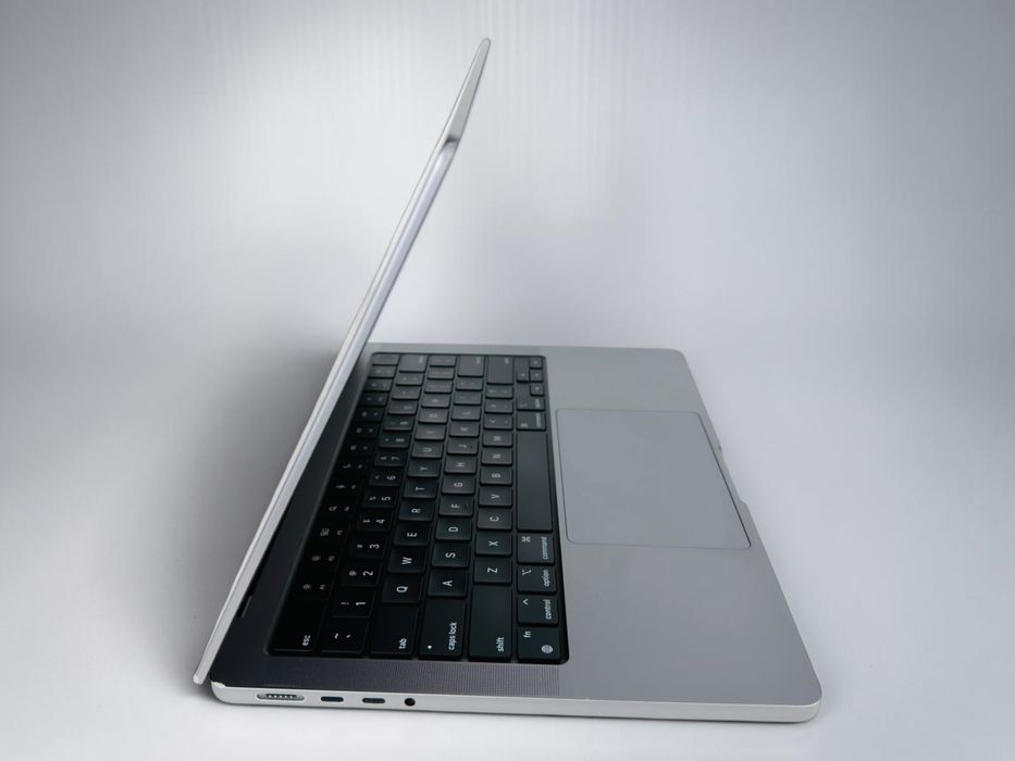 Apple MacBook Pro 14'' M1 Max 64RAM 1TB SSD Отличен! Гаранция!