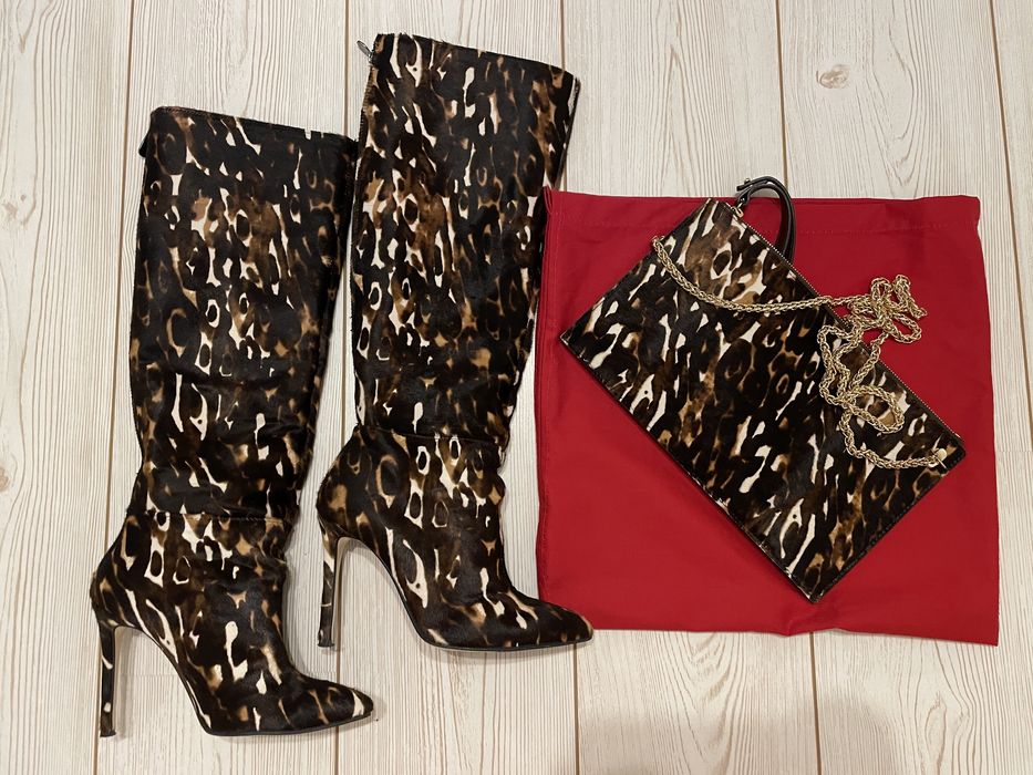 Cizme marimea 37 si clutch - plic cu lant auriu