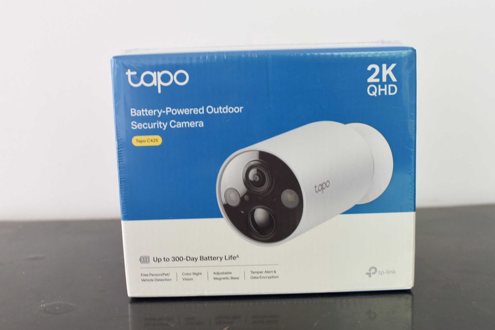 Vand kit Camera & Panou solar TP-Link Tapo C425 & A201 Sigilat