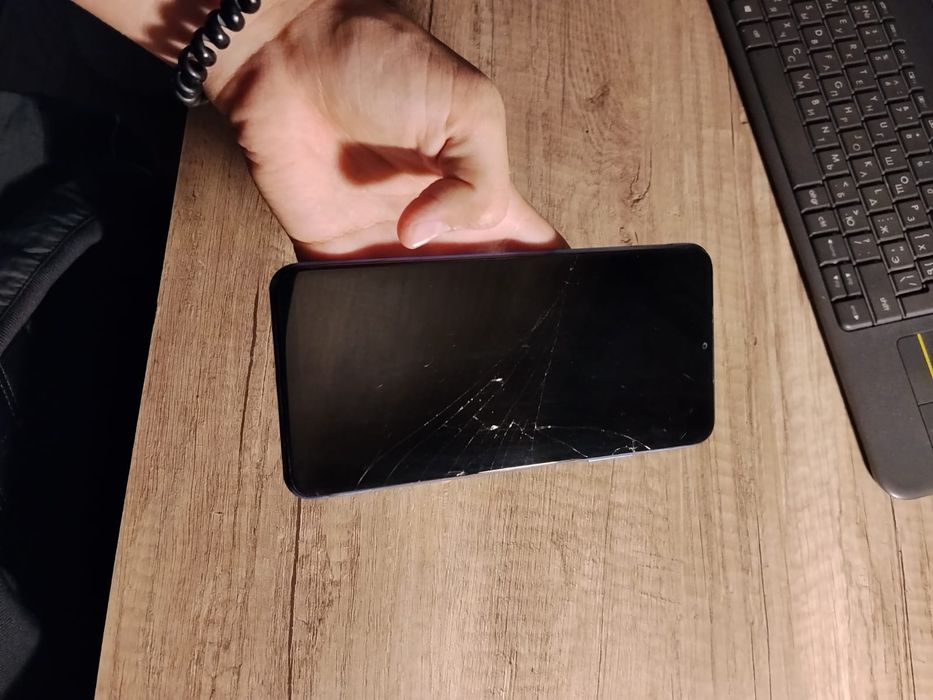 Redmi 9T 128 Гб 6 оперативы