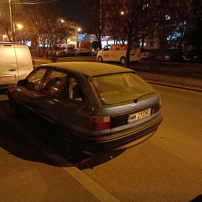 Opel Astra f 1992 1.4i. Doar cu fiscal si transcriere.