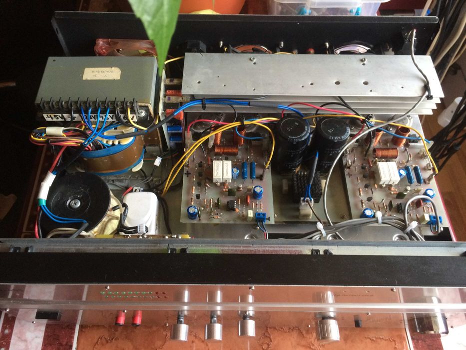 Amplificator QUAD 405- 2x100W/ 8ohm