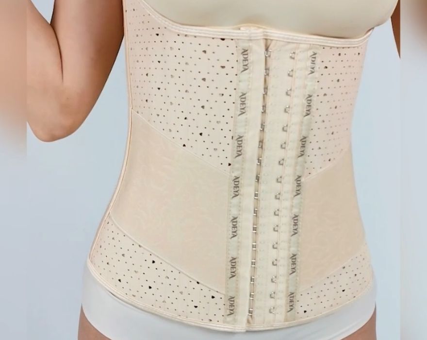 Корсет 4xl новый !