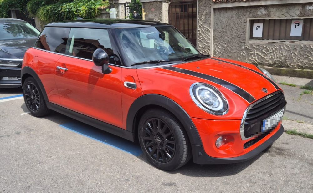 MINI Cooper 1.5 Turbo • 136 CP • AUTOMATĂ • 2018 • 85.640 km