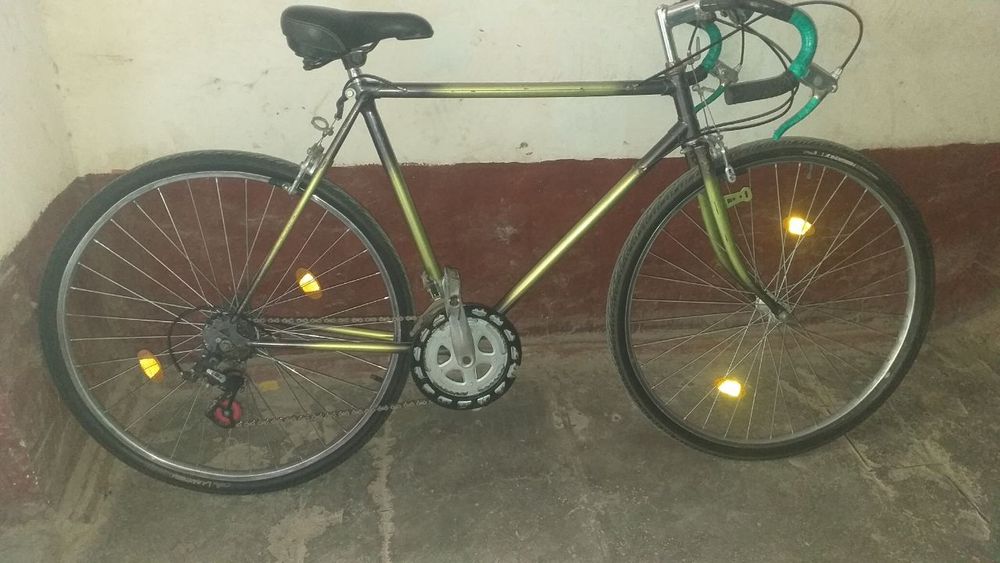 Gonchik velik sotiladi narxini kelishamiz