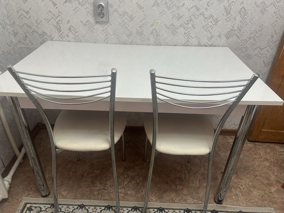 Стол стуля, 4 стулясымен