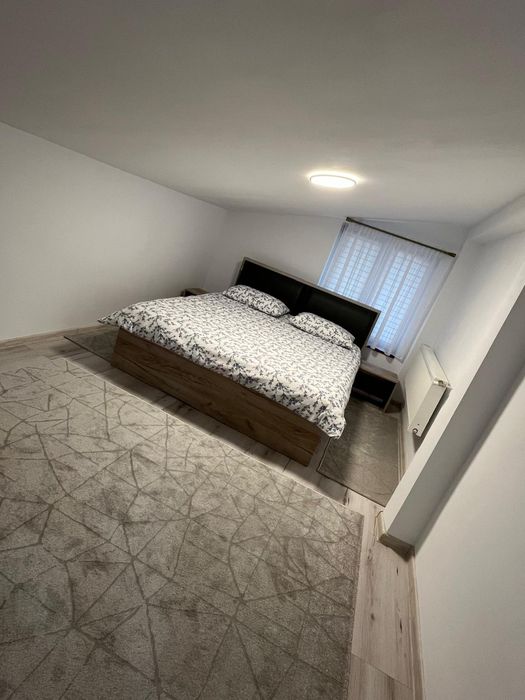 Apartament de închiriat
