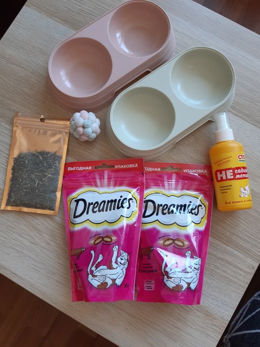 продам миски, лакомство для кошек, кошачья мята