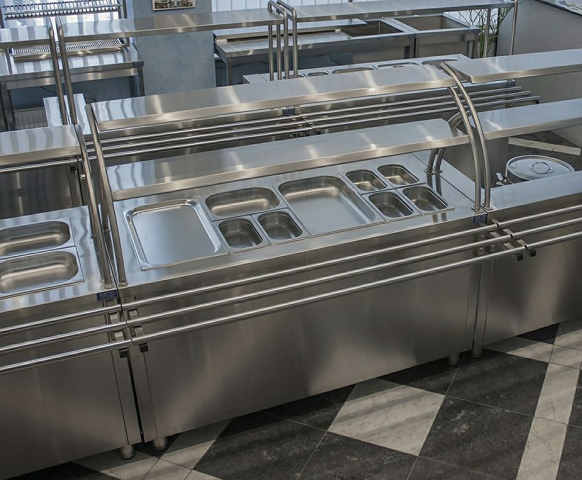 Оборудовать столовую. Инвентарь школьной столовой. Профессиональное оборудование для кухни ресторанов. Моечный цех. Линия раздачи для столовой.