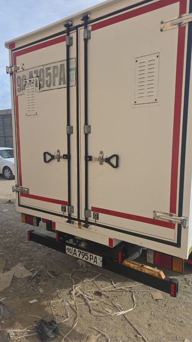 Isuzu NQR71 PL sotiladi 2022 yil