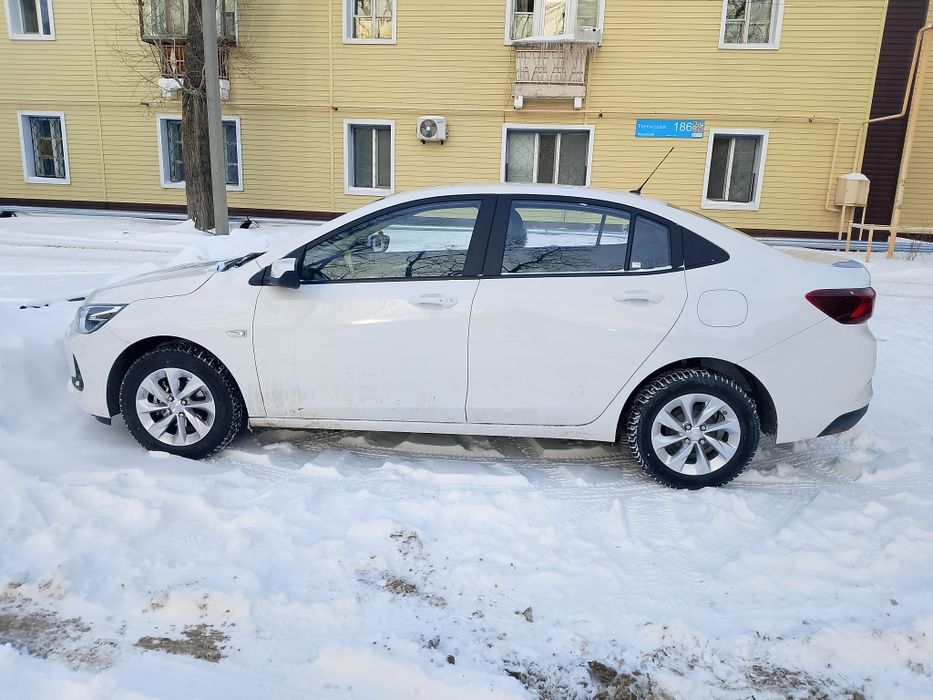 Продам машину срочно