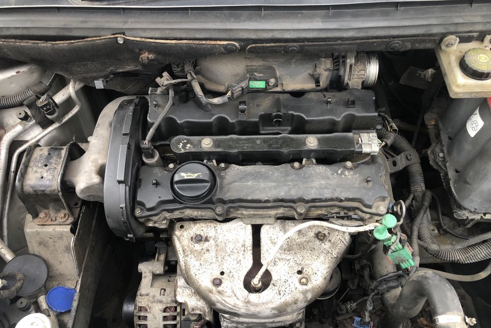 Peugeot 307 facelift 1.4 88 к с на части