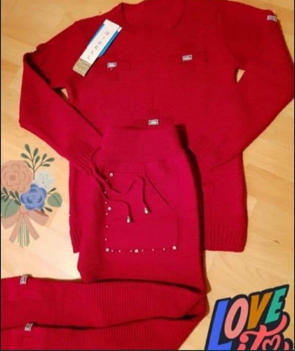 Compleuri dama, material tricotat,sezonul rece,insertii perlute