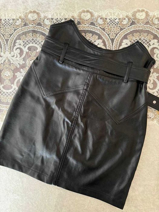 Женское юбках размер S с хорошим качеством
