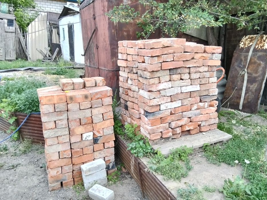 Продам красный кирпич