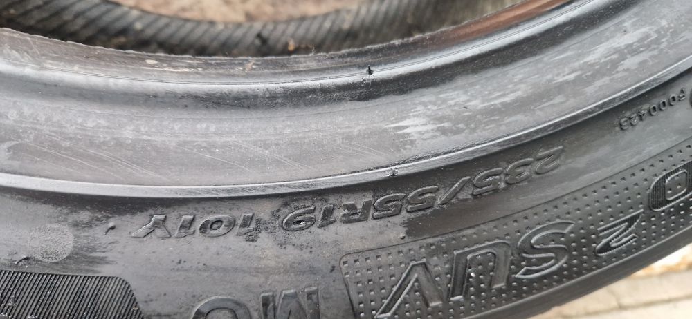 2 Anvelope Hankook 235 55 R19 de vara