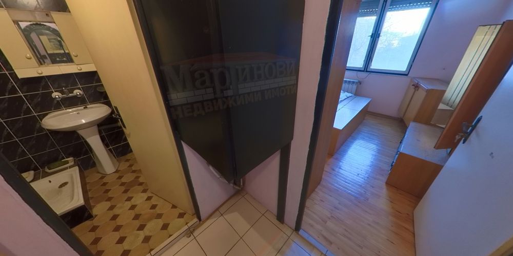 гр. Монтана, Младост-2, тристаен 78 кв.м.