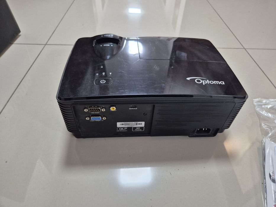 Продам проектор Optoma W312