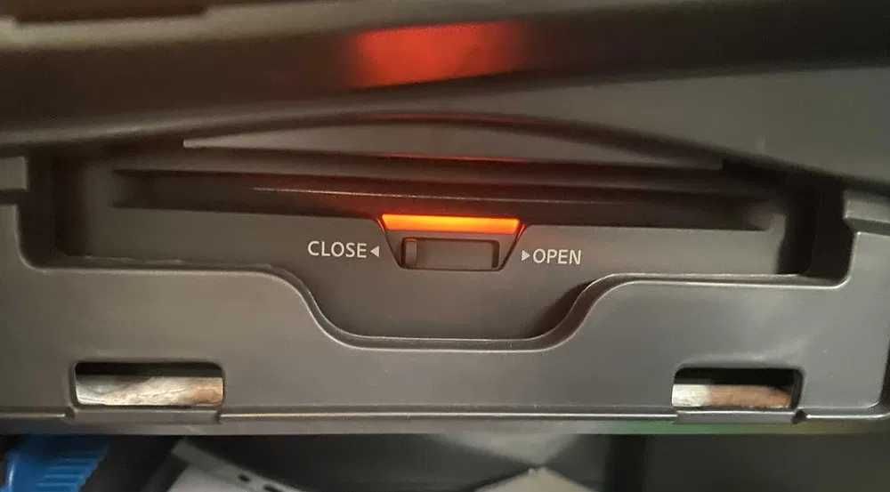 SD карти за навигация РЕНО КАРМИНАТ RENAULT CARMINAT TOM TOM за 2025 г