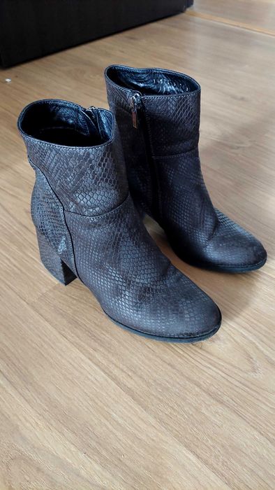 Incaltaminte dama / ghete piele