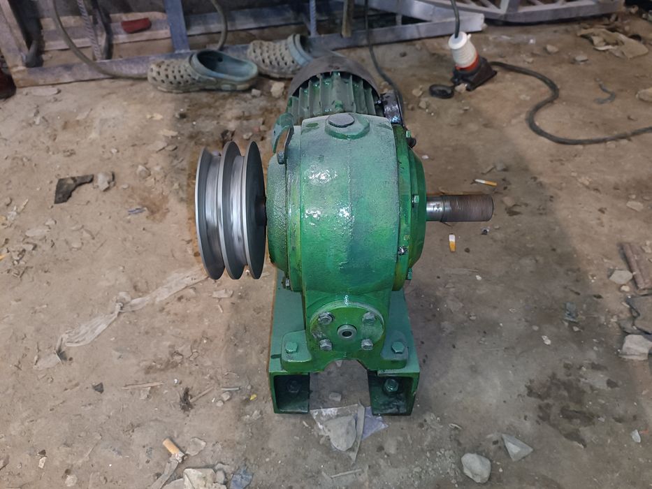 Продам мотор -редуктор