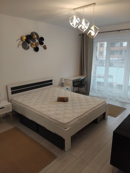 Inchiriez garsoniera si loc de parcare direct proprietar Villas 38