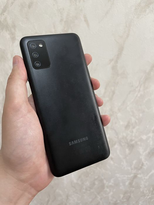 Продам Samsung A03s.