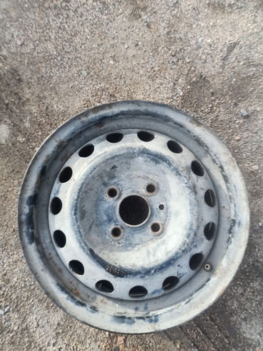 Продам колесо R13