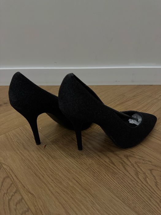 Новый туфли от Bershka