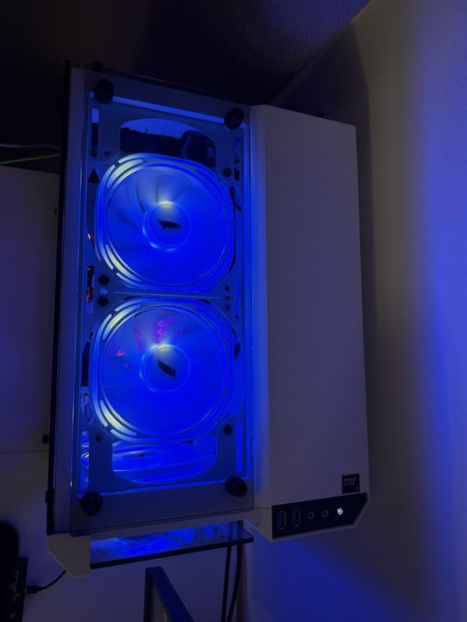 Setup full  Gaming Ryzen va 7 5800X + RX 6900 XT 16GB + 32GB RAM