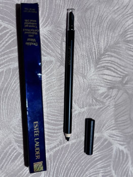 ESTÉE Lauder  молив