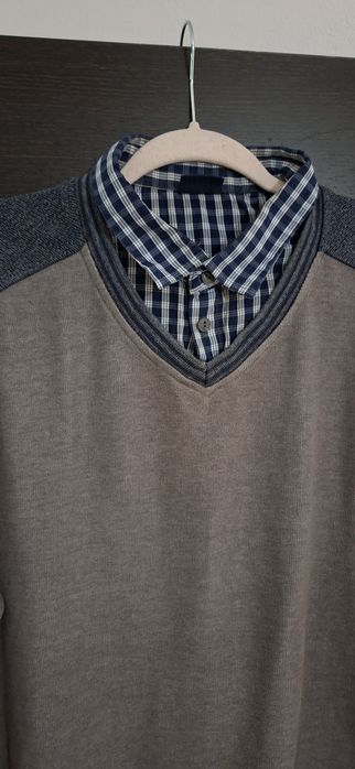 Bluza barbati cu guler de cămașă