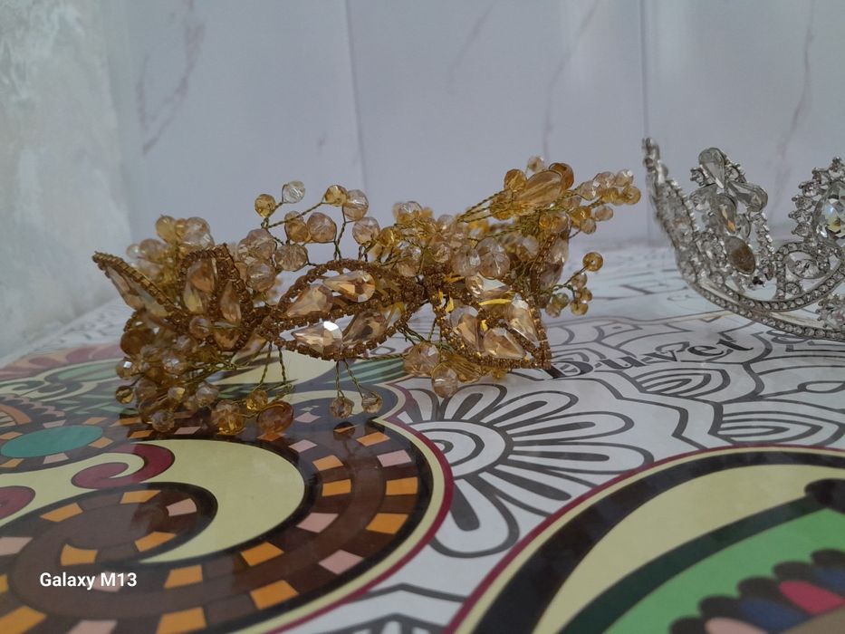 Продаются карона и диадема