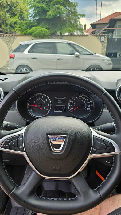 Dacia Duster blue dCI 115 4x4 Extreme