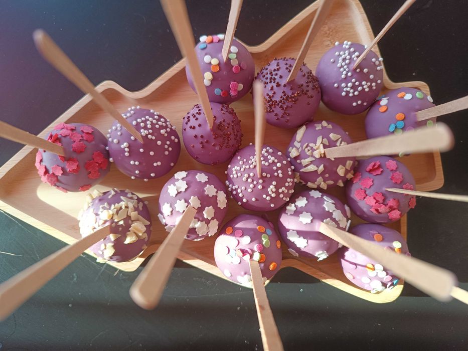 Торти, десерти, кетъринг по поръчка