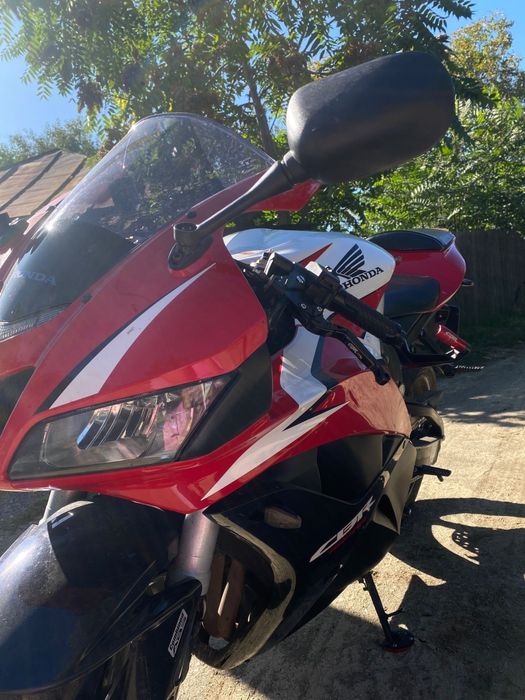 Vand honda cbr 600rr