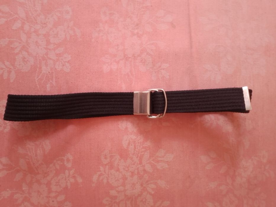 Дамски черен колан