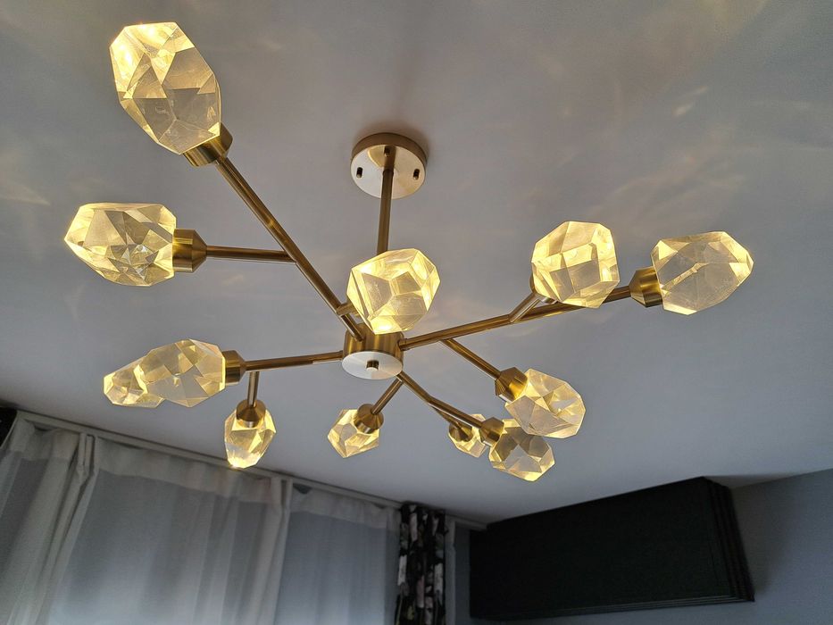 Lustra led trei moduri de aprindere cald, neutru, rece