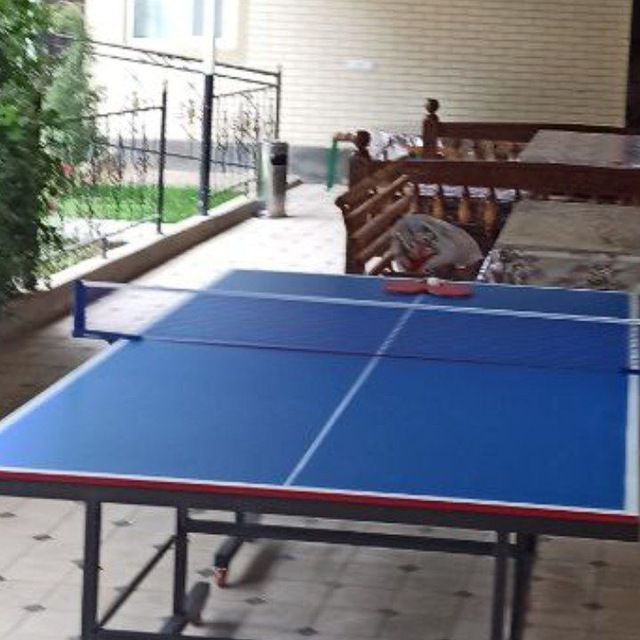 Oq tosh dacha bez makler oila va ulfatlar uchun