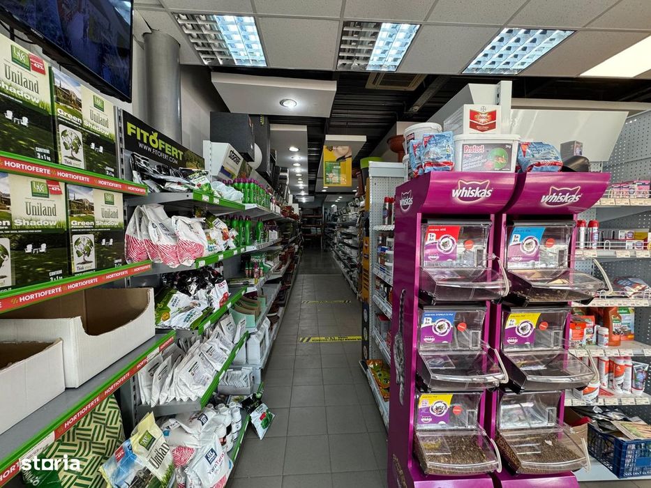 Spațiu comercial de vânzare Oradea Ioșia, 738 mp, showroom și depozit