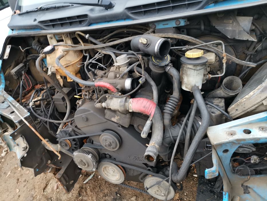 Ford Transit 2.5 TD На Части!!!