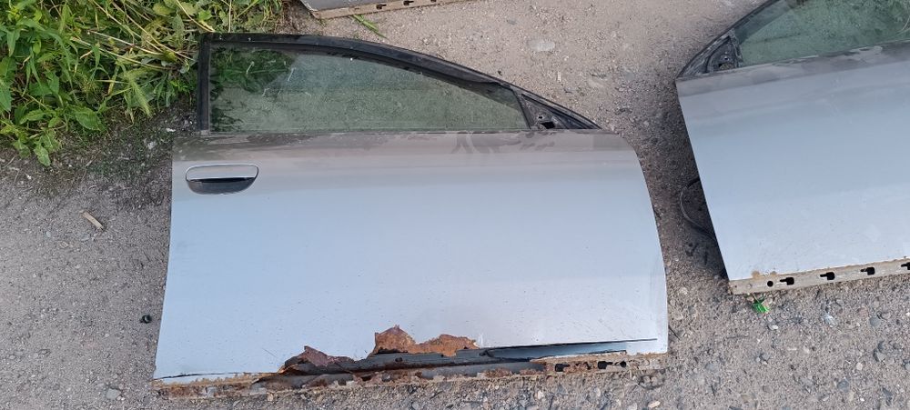 Продам 4 двери на Audi A6 C5 Allroad.