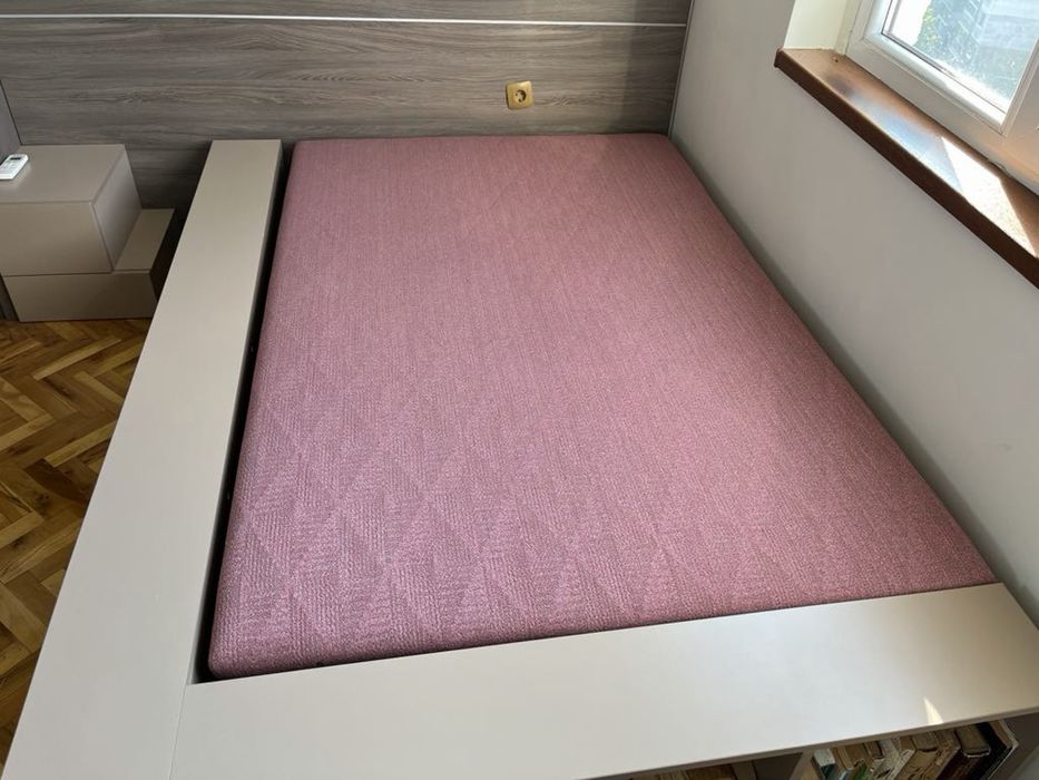 Легло 120/200 с място за съхранение, матрак и нощно шкафче