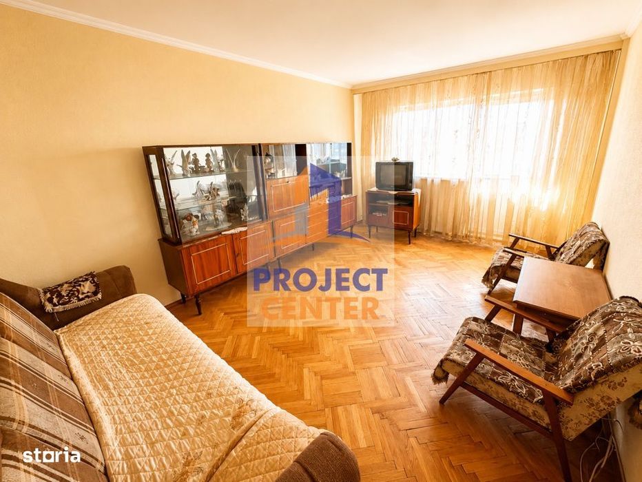 Apartament 4 camere Nord,  2 bai, sup = 80 mp