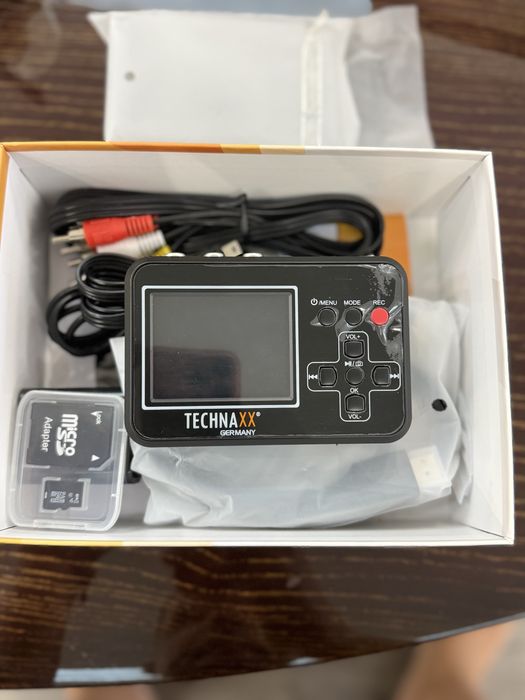 Прехвърляне на VHS касети към USB Дигитализатор за видеокасети Technax